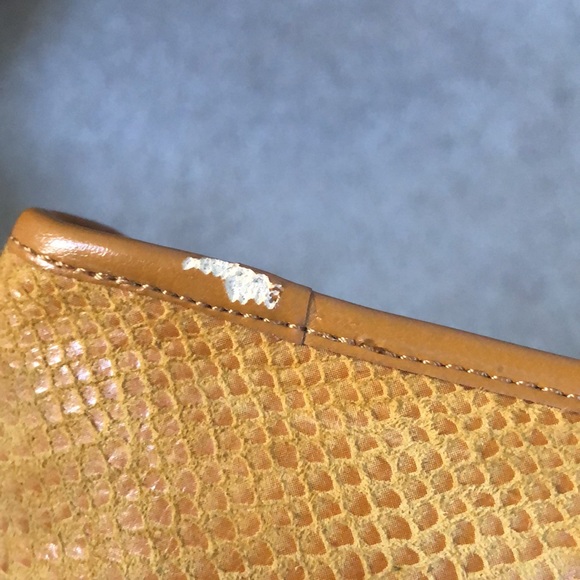 Yellow snakeskin ballet flat with bow detail - Picture 4 of 7